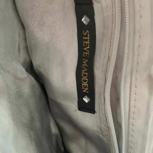 🖤Steve Madden Black silk evening pouch with zip & loop EXCELLENT CONDITION🖤 - Picture 4 of 8